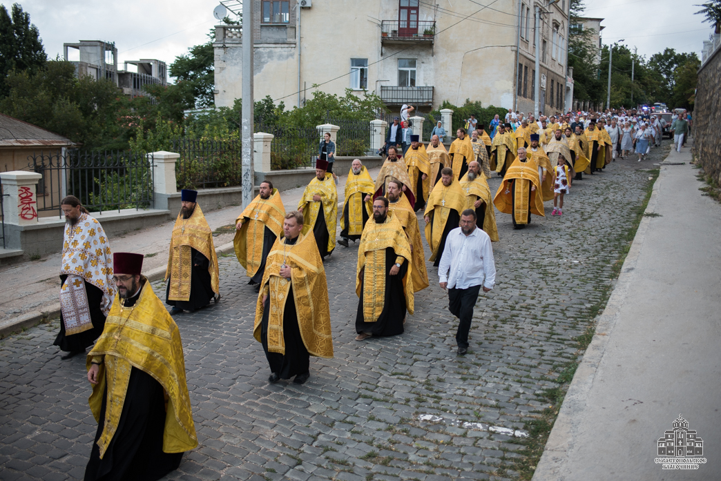 Крестный ход в Севастополе – Православный Паломник